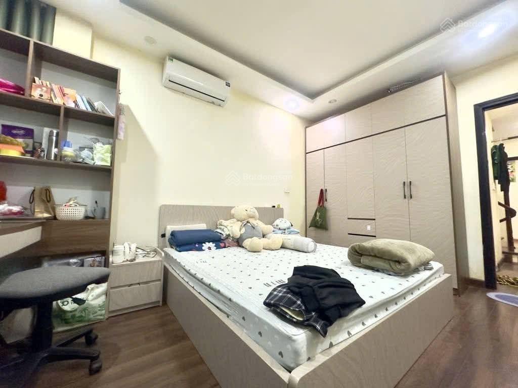 Bán nhà ngã 3 vạn bảo đội cấn 60m2 5t giá chào 13 tỷ thương lượng sâu mặt ngõ thông  dân xây đẹp