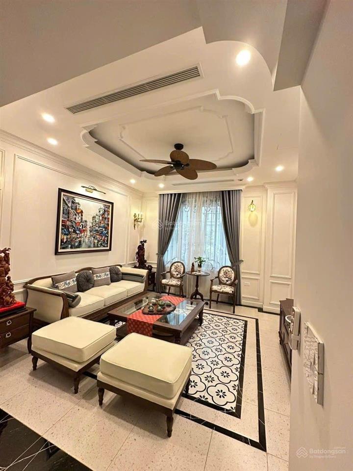 Bán nhà phố hoàng cầu  trần quang diệu  65m 6tầng 10m ra ôtô tránh  nhà xây còn rất mới  sổ đẹp