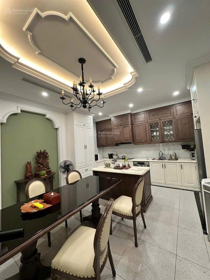 Bán nhà phố hoàng cầu  trần quang diệu  65m 6tầng 10m ra ôtô tránh  nhà xây còn rất mới  sổ đẹp