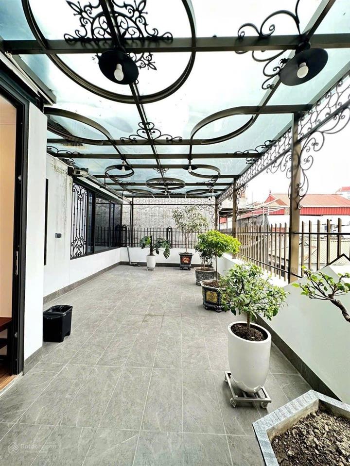 Bán nhà phố hoàng cầu  trần quang diệu  65m 6tầng 10m ra ôtô tránh  nhà xây còn rất mới  sổ đẹp