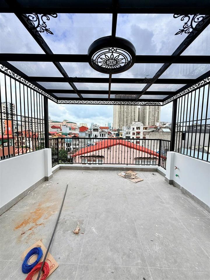 Bán nhà đẹp 6 tầng thang máy phố hào nam  ngõ thông trước cổng ô tô  nhà xây đẹp ở luôn  sổ đẹp