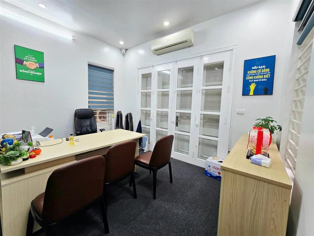 Bán nhà phố ngọc khánh giảng võ 58m2 6 ngủ  dân xây  hai thoáng ô chờ lắp thang máy ngõ to  nông