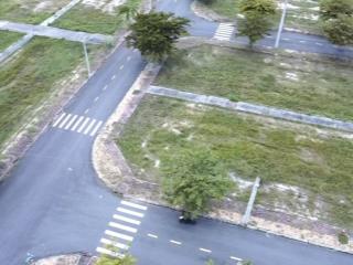 Cần bán lô đất 80m2ful thổ cư ngay trung tâm bàu bàng giá 780tr  0971 957 ***