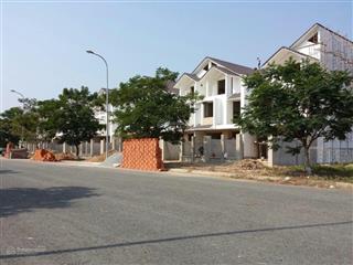 Cần bán nền 97,5m2 đường 30m đối diện tái định cư phước an, sunflower city nhơn trạch. 0935 373 ***