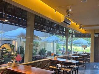 Biệt thự lô góc hoàng cầu  kinh doanh dòng tiền ổn định 163m2  chỉ 39,99 tỷ