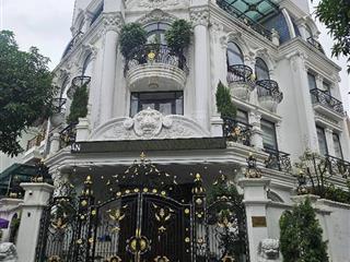 Siêu phẩm biệt thự trung văn  lô góc 2 mặt thoáng  thang máy  vỉa hè rộng  đẳng cấp doanh nhân