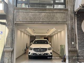 Phân lô hoàng quốc việt  45m 7t thang máy xây mới  kinh doanh  ô tô tránh  sát mặt phố