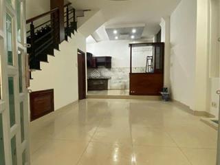 Cho thuê nhà hẻm 4m (3 gác) trần quốc thảo, p. v. t. sáu, q. 3 giá 19 tr/th