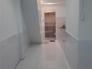 Cho thuê nhà hẻm 3m(xm) đường 702 hồng bàng, p.1, q.11 giá 8.5tr