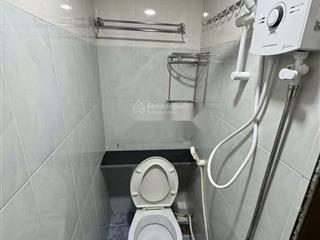 Cho thuê nhà hẻm 3m (bg) lê đại hành, p.11, q.11 giá 7.5tr