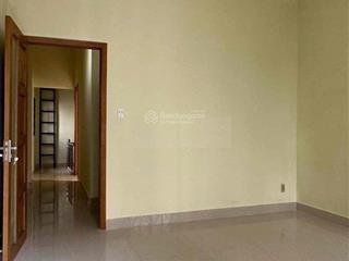 Cho thuê nhà hẻm 3m(bg) nguyễn duy dương, p.4, q.10 giá 16tr