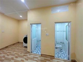 Cho thuê nhà hẻm 5m (xh) lạc long quân, p.11, q. tân bình giá 13tr