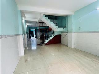 Cho thuê nhà mtnbộ 12m(xt) hương lộ 2, p.b.t.đông a, q.bình tân giá 12.5tr