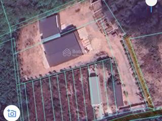 Nhà xưởng tại bình dương cần ra nhanh dt 3188m2 có 600m2 thổ cư và 1 xưởng 500m2 điện 3fa ngay chân
