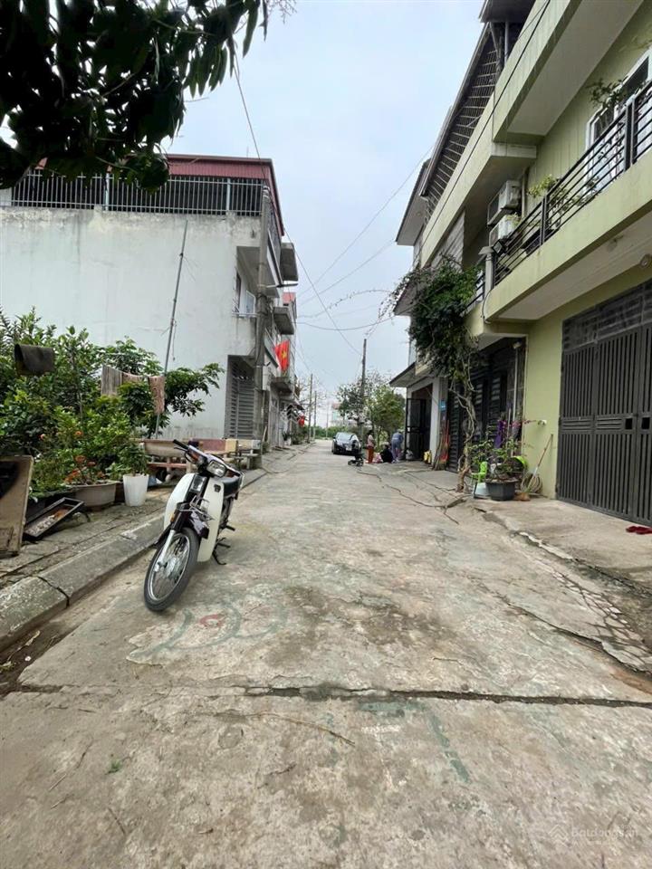 Bán đất đấu giá phân lô 57,4m2  yên thành  biên giang  hà đông  ô tô đỗ cửa chỉ 4.3 tỷ