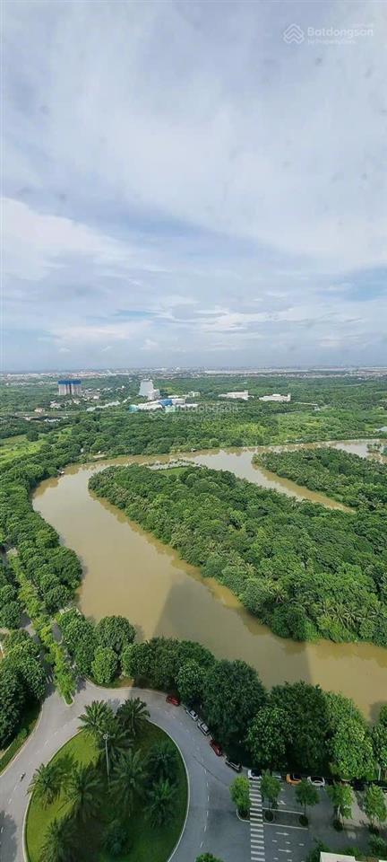 Chính chủ cần bán 3 phòng ngủ toà spremium cao cấp nhất sky oasis ecopark