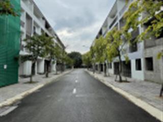 Bán gấp căn nhà phố hoa hậu giai đoạn1 ecopark hưng yên.