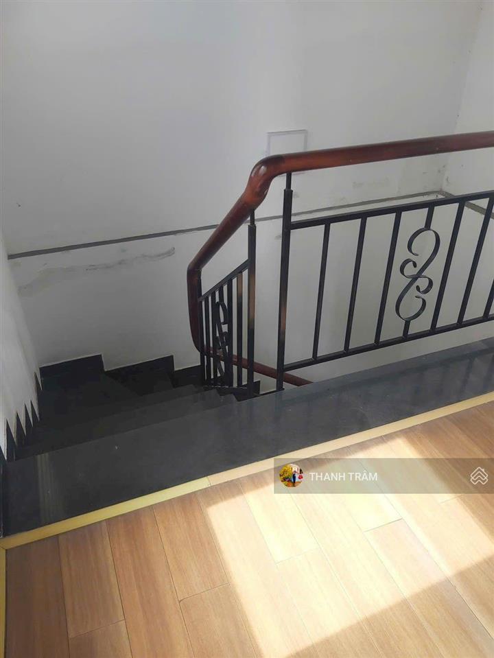 Bán nhà khu compound có bảo vệ 24/24 ngay lưu đình lễ lươn định của quận 2 dt 119m2 giá tốt