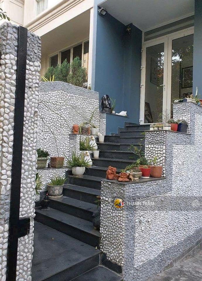 Bán nhà khu compound có bảo vệ 24/24 ngay lưu đình lễ lươn định của quận 2 dt 119m2 giá tốt