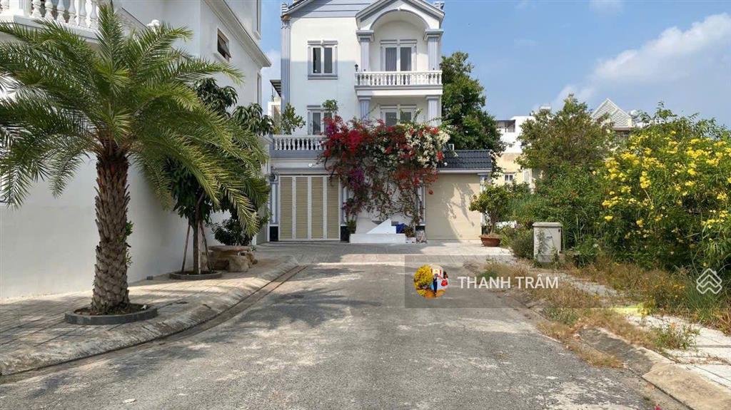 Bán đất biệt thự kdc thạnh mỹ lợi, q2, đối diện công viên nội khu, dt 10m x 20m giá 105 triệu/m2