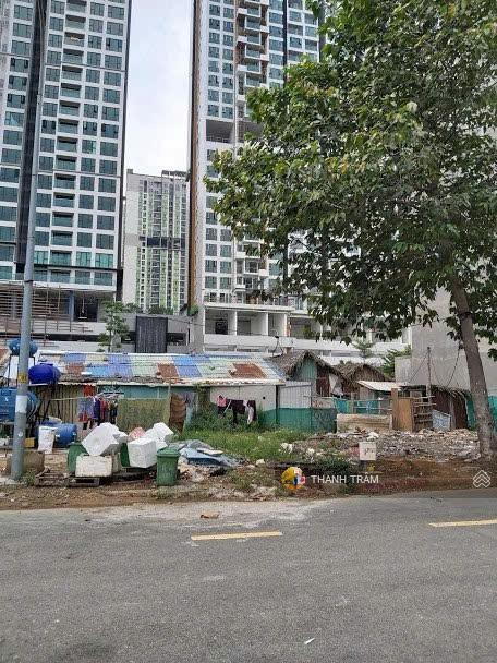 Bán đất xây dựng cao tầng khu huy hoàng  thạnh mỹ lợi  dt 100m2 giá 220 triệu/m2  gần uỷ ban