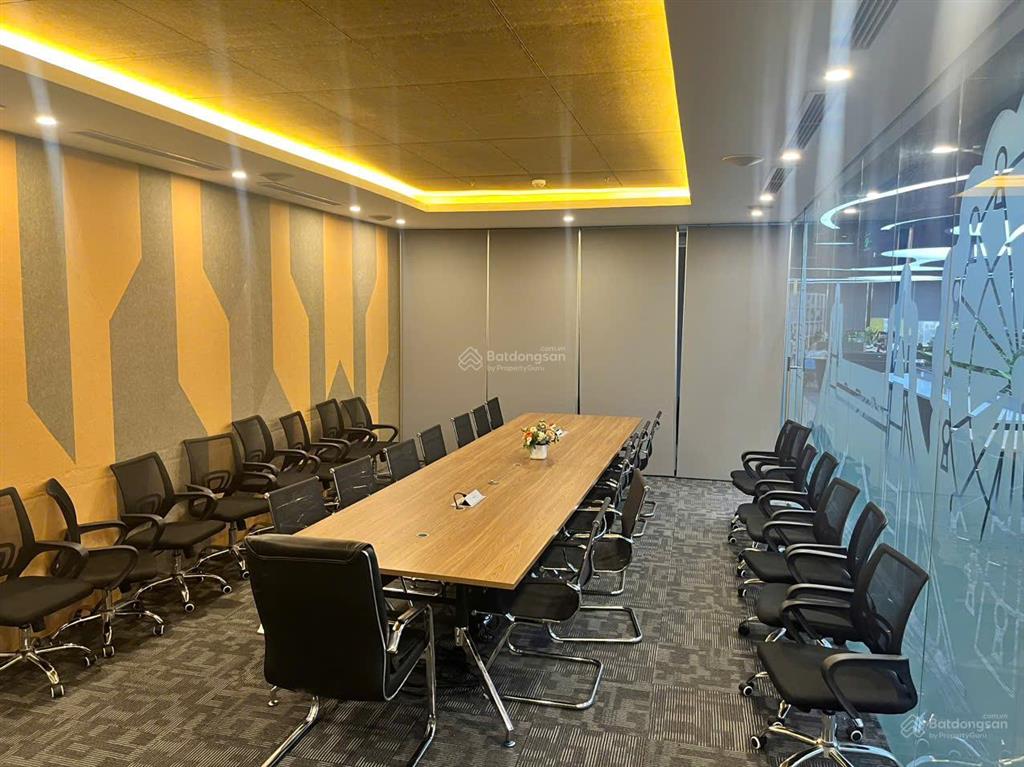 Bql chính chủ cho thuê văn phòng dophin nguyễn hoàng 100m2, 150m2, 500m2 sẵn nội thất