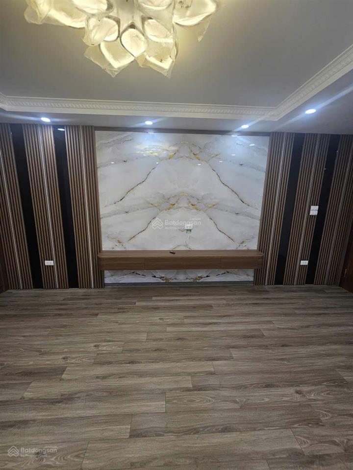 Bán nhà mới 6 tầng thang máy  phường thịnh liệt  giá chỉ nhỉnh 15 tỷ