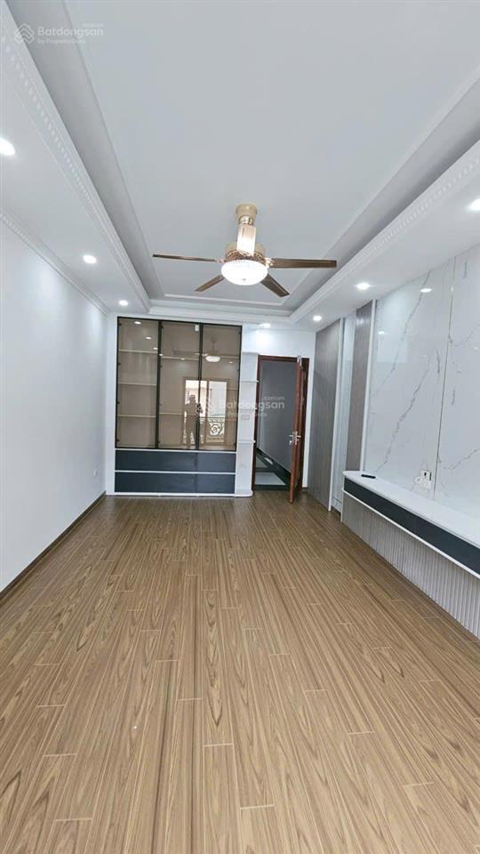 Bán nhà mới 6 tầng thang máy  phường thịnh liệt  giá chỉ nhỉnh 15 tỷ