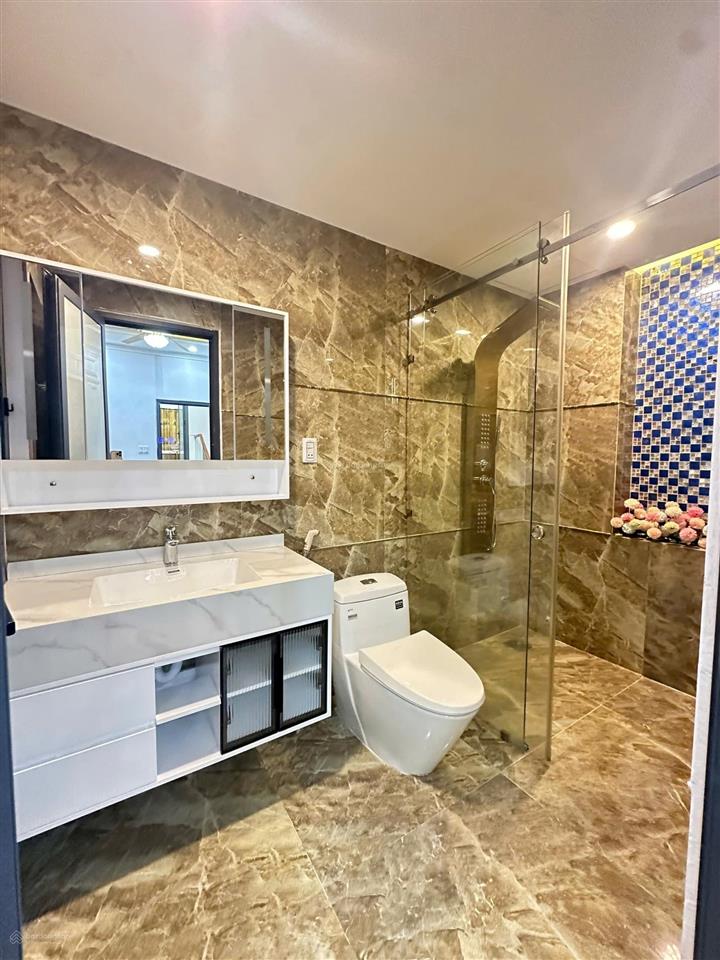 Siêu phẩm mới đẹp 100% căn nhà 3 tầng 3 mê đường 7m5 nguyễn mậu tài, khu vip nhất hoà xuân, đà nẵng