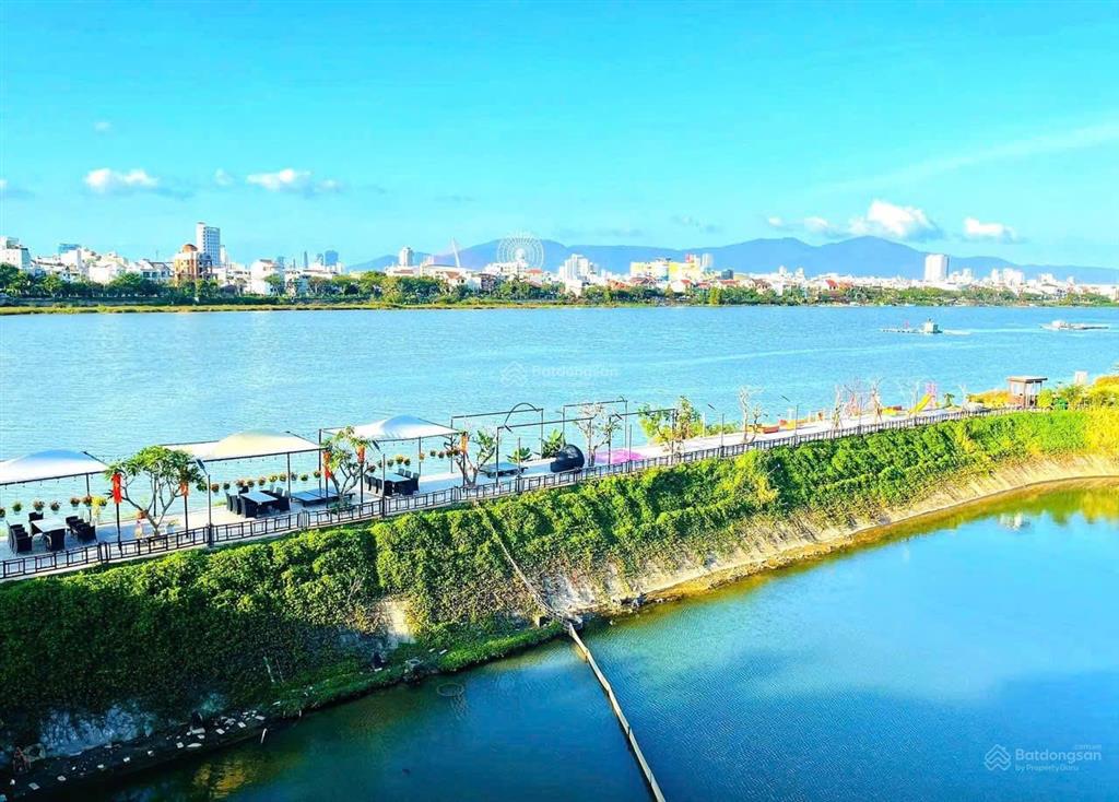 Ngộp bank cần bán gấp lô đất biệt thự tặng biệt thự 3 tầng dt 490m2, đảo 1 hòa xuân, đà nẵng