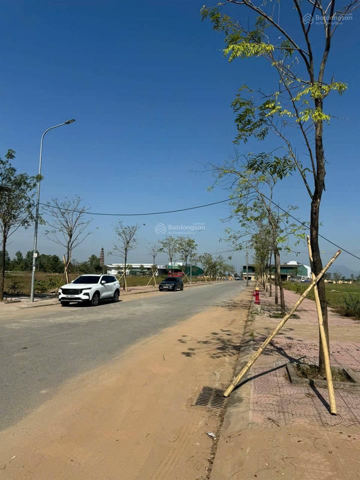 Cần bán lô đất trục chính đường vành đai 4 cụm công nghiệp làng nghề minh phương