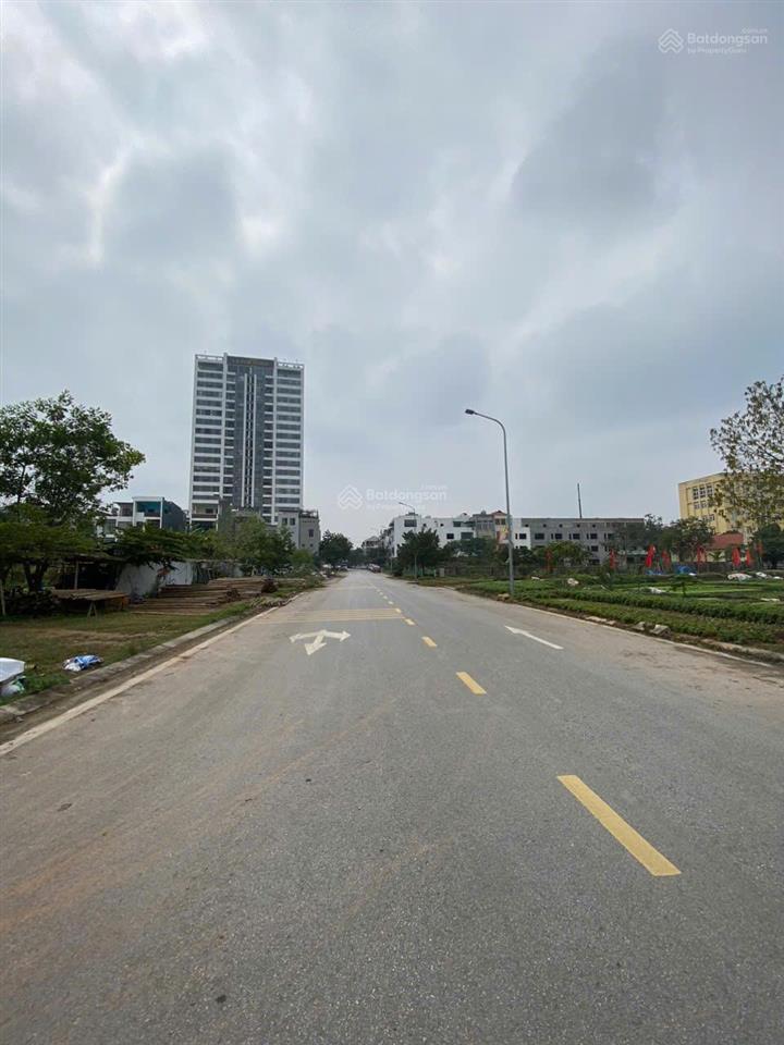 Cần bán lô shophouse đường 24m kđt fairy town. chân chung la fortuna vĩnh yên