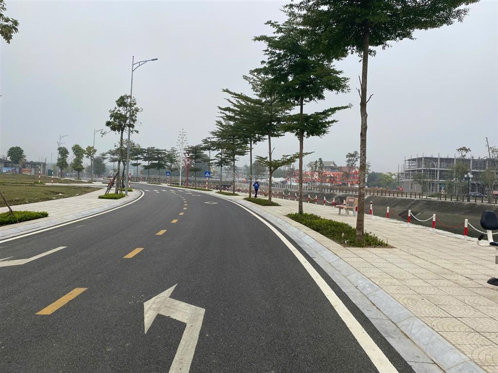 Cần bán căn biệt thự khu đô thị việt trì view sông