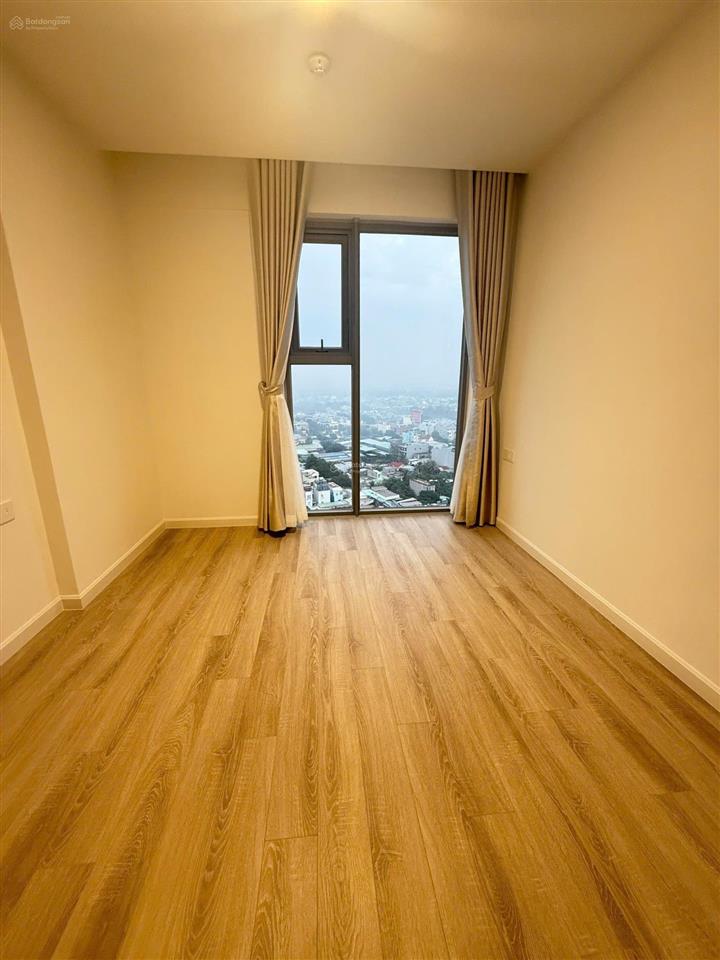 Chỉ 1 căn 2pn 2wc chỉ 15tr/th full nt đẹp view lm81, vạn phúc city, sông sg.  0915 101 ***