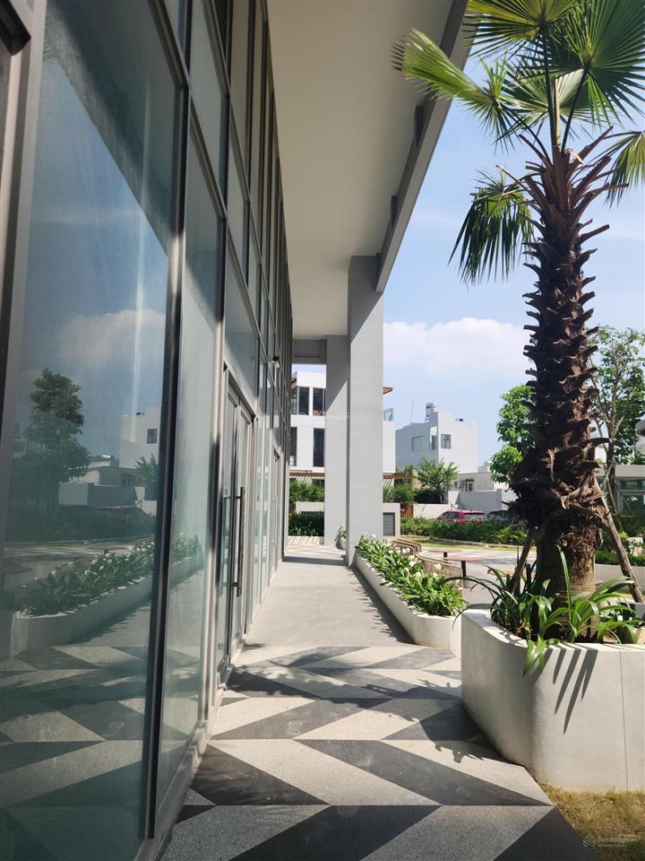 Chỉ với 3,5 tỷ sở hữu ngay căn shop 2 tầng urban green htls 0% 36th ck lên đến 10% có sẵn hd thuê