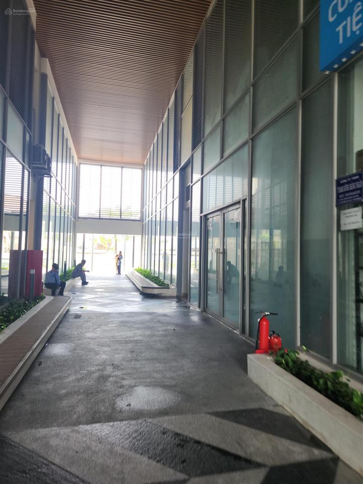 Chỉ với 3,5 tỷ sở hữu ngay căn shop 2 tầng urban green htls 0% 36th ck lên đến 10% có sẵn hd thuê