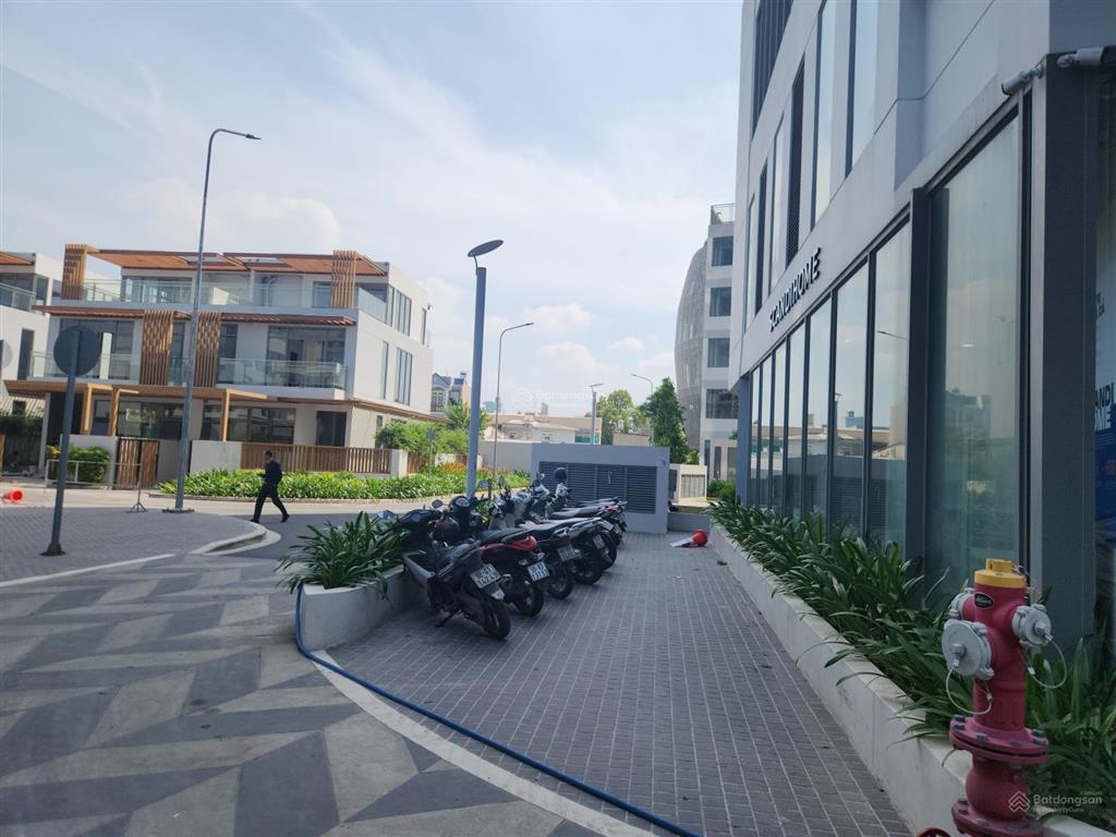 Chỉ với 3,5 tỷ sở hữu ngay căn shop 2 tầng urban green htls 0% 36th ck lên đến 10% có sẵn hd thuê