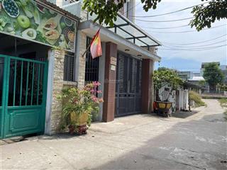 Ngộp bank nên cần bán gấp nhà kiệt ô tô phan văn định, dt khủng, gần biển