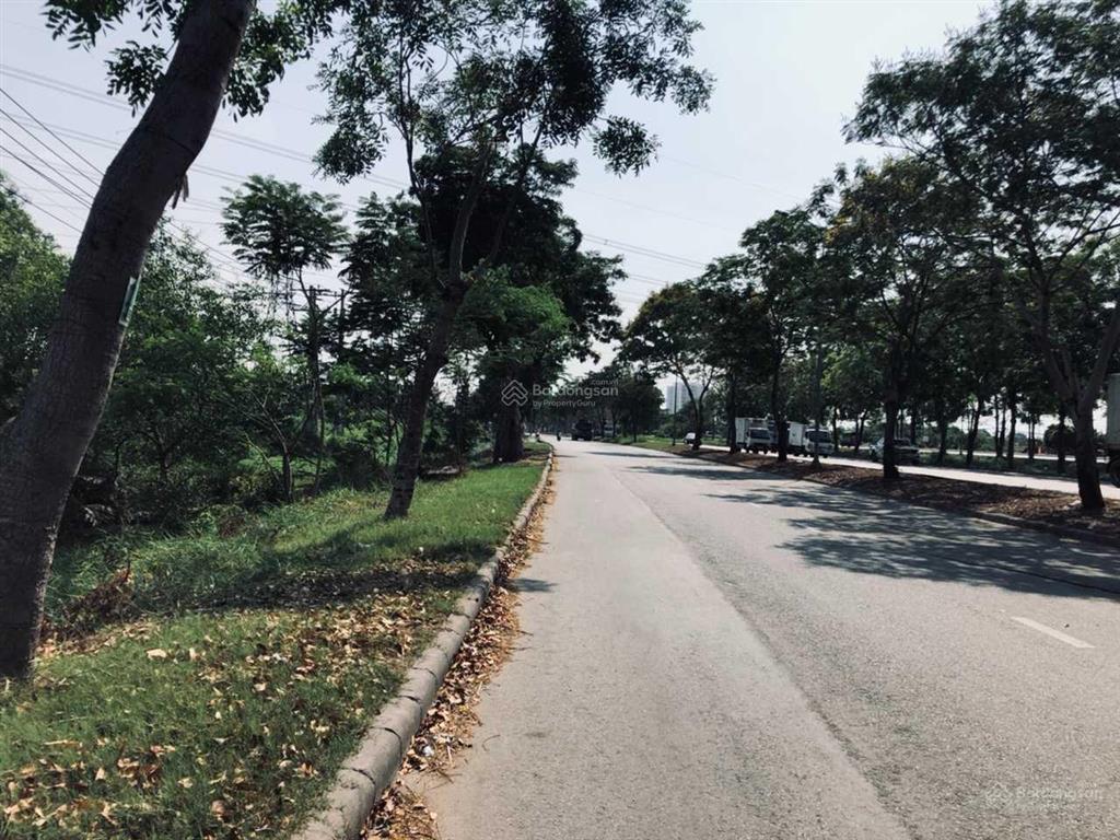 Đất nền nhà phố 7 x 18m = 126m² đường 3b giá 60 triệu /m2 kdc conic,  0977 954 ***