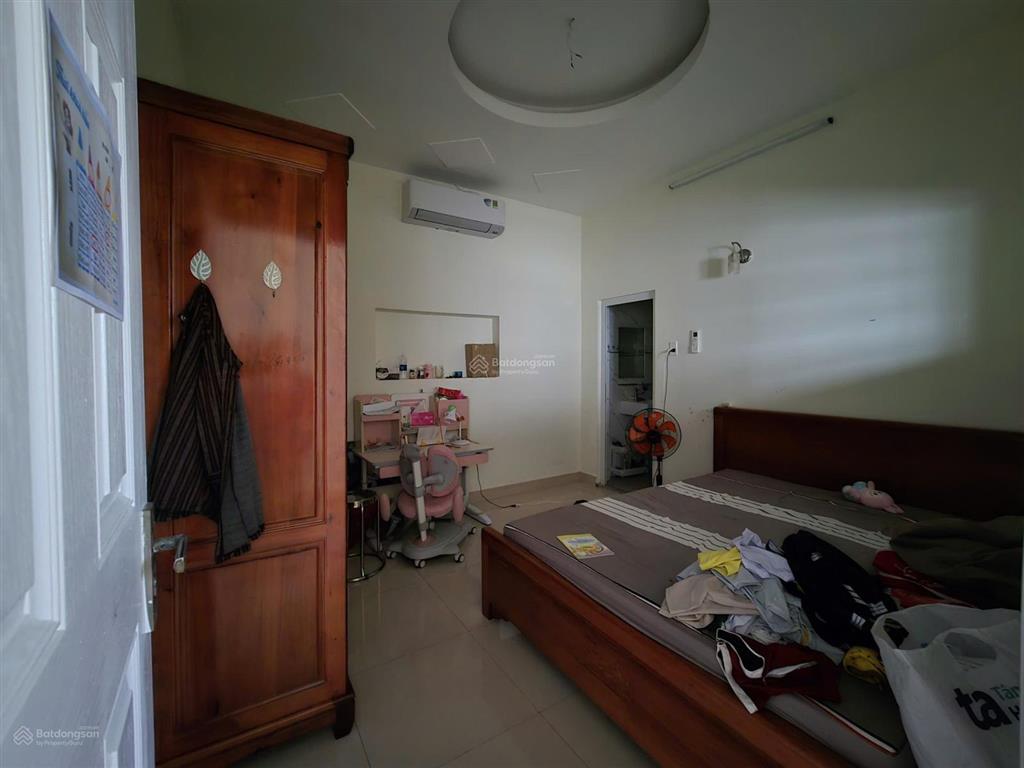 Bán nhà xây kiên cố, thích hợp vừa ở vừa kinh doanh buôn bán 12.9ty tl