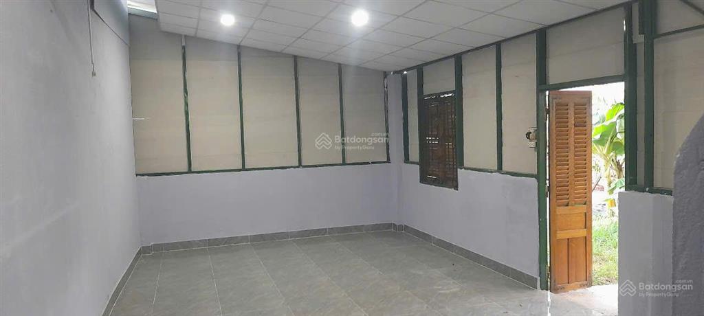 Cho thuê kho, nhà xưởng 200m2 tại đường tân hiệp 18, xã tân hiệp, hóc môn, 15 triệu vnd