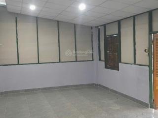 Cho thuê kho, nhà xưởng 200m2 tại đường tân hiệp 18, xã hóc môn, 15 triệu vnd