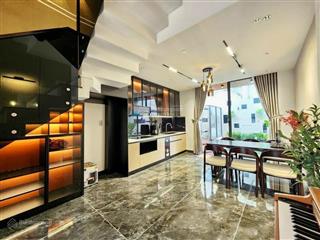 Nhà bán hẻm xe tải 200m2 ngang 10 vuông vứt ngay đầm sen giáp quận 11