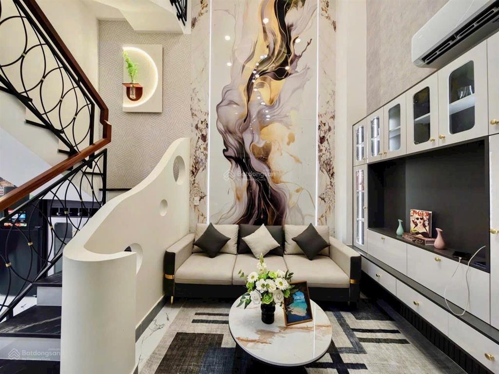 Bán nhà mặt tiền lê đại hành, vị trí đẹp nhất đường ngay parkson khu đẹp nhất q11