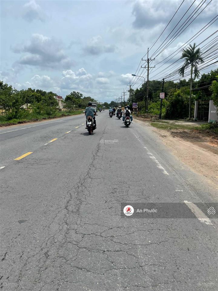 Đất mặt tiền đường quách thị trang lộ giới 20m, 2 mặt tiền trước sau 14x43m, các vđ3 1,5km giá 6 tỷ