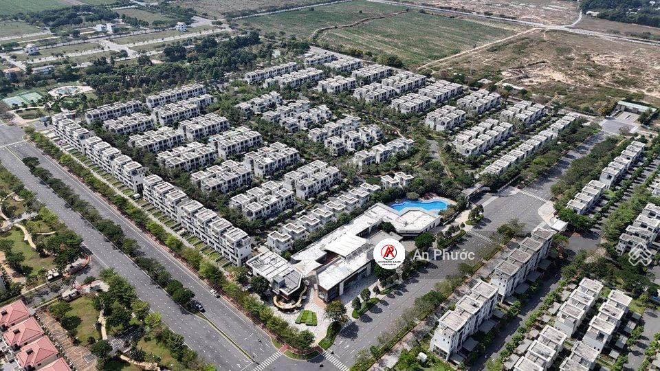 Nhà 1 trệt 2 lầu nằm trong khu compound giá bằng 1 căn hộ ở sg, thuộc dự án swan park đông sg