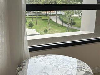 Quý a/c quan tâm nhà kđt swanpark hoàn thiện nội thất căn big town 2 mặt thoáng có thể ởvàcho thuê.