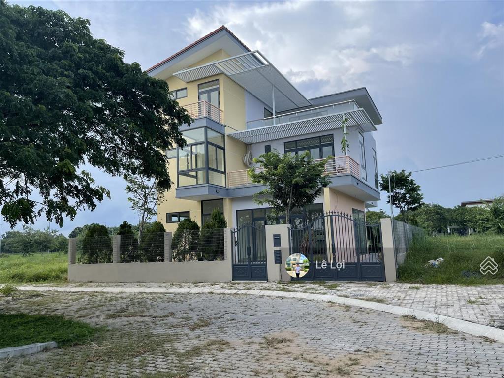 Cần bán nền nhà phố đường 19m dự án phú thịnh 2 đông sài gòn nhơn trạch đồng nai 114m2 giá 30tr/m2