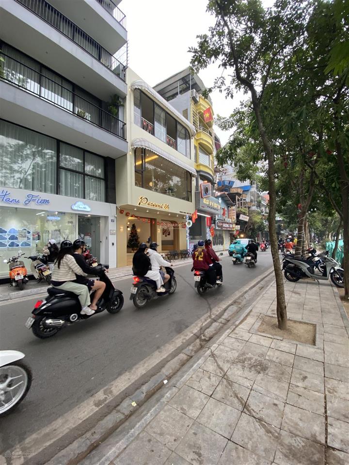 Bán nhà mặt phố nhật chiêu  hồ tây, 93 tỷ, 85.5m2, 6pn, 6wc, tây hồ, hà nội