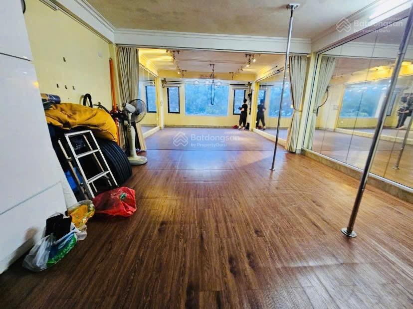 Bán nhà mặt phố nhật chiêu  hồ tây, 93 tỷ, 85.5m2, 6pn, 6wc, tây hồ, hà nội